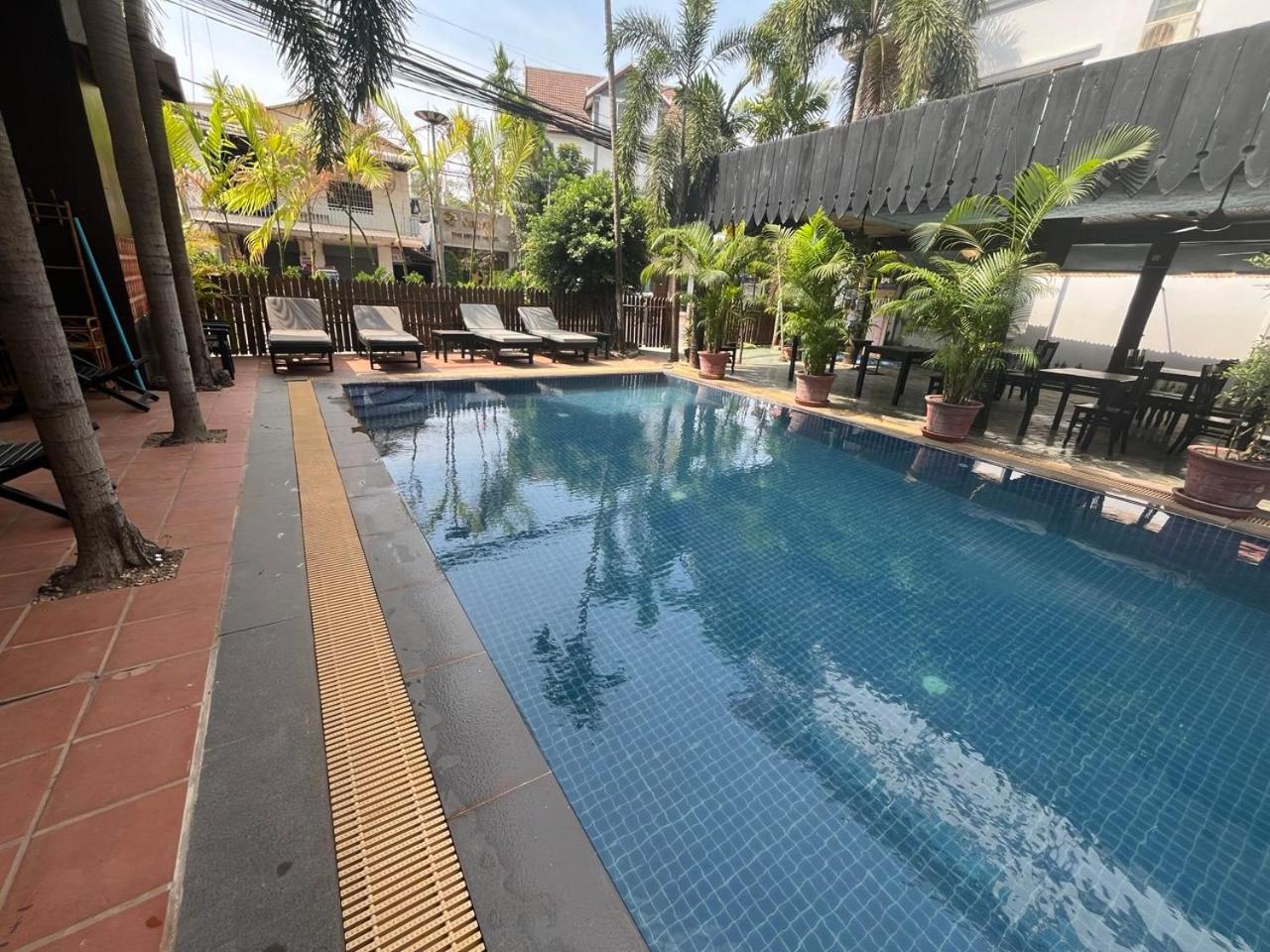 White Monkey Hotell Siem Reap Rom bilde